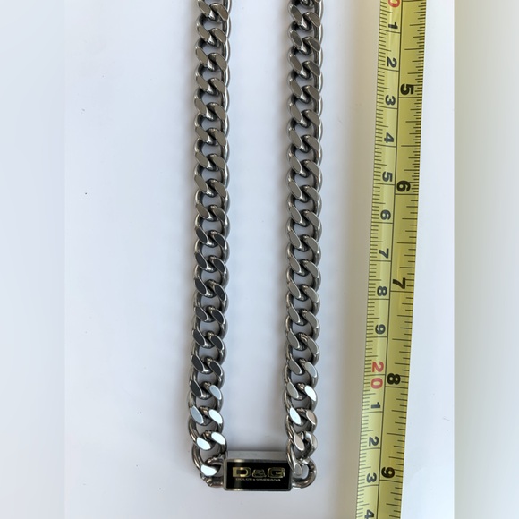 D&G/Dolce&Gabbana Silver Logo Plaque Necklace, Never worn - Picture 11 of 12